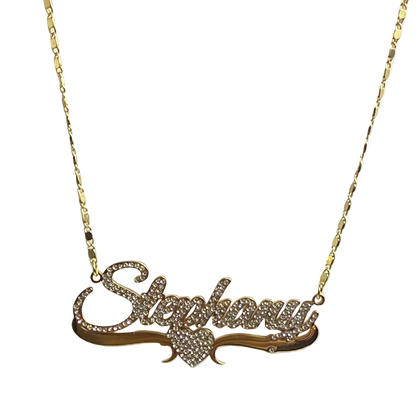Collar con nombre personalizado de cristal