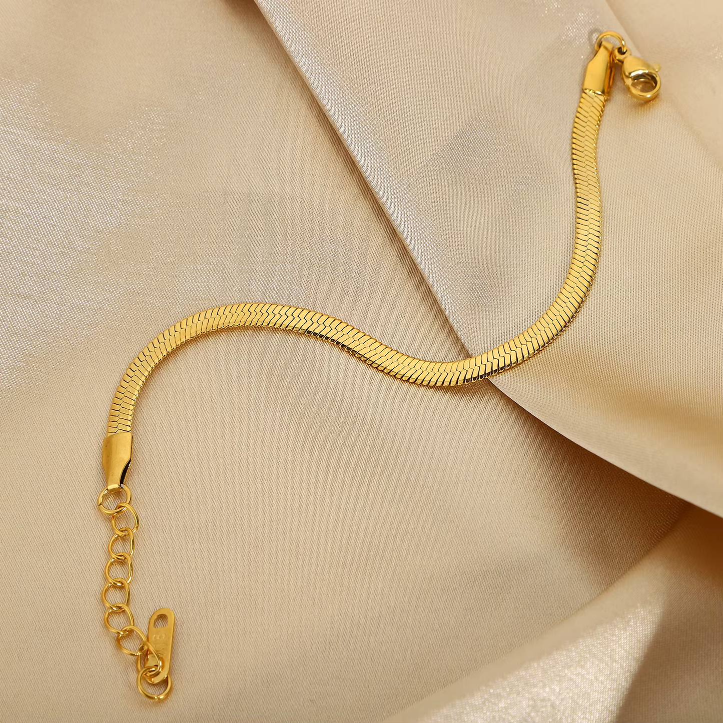 18k Snake Chain Bracelet