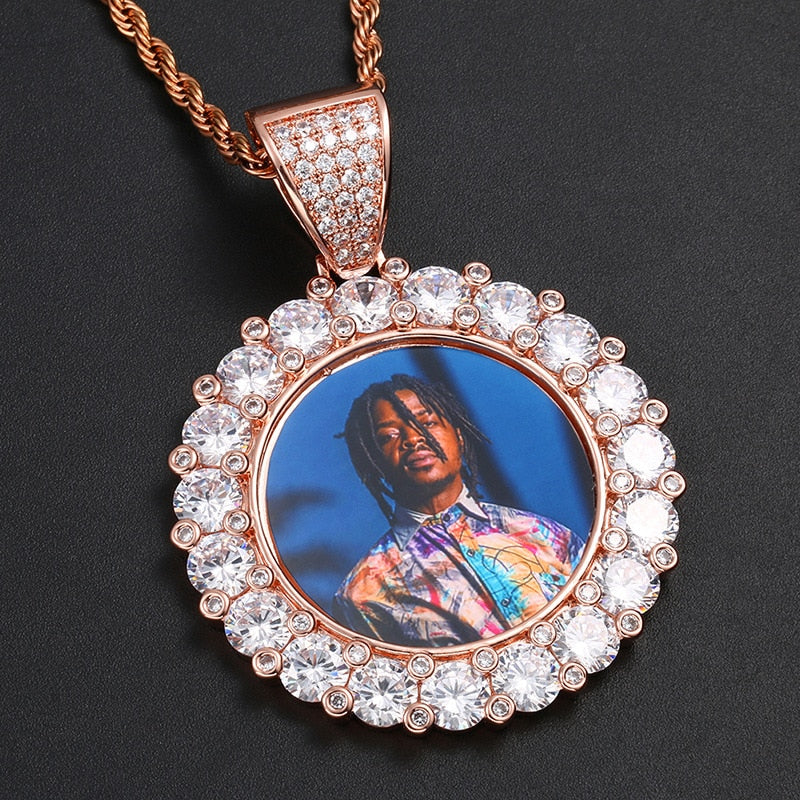 Custom Photo Medallion Necklace - Queendom Treasurez 